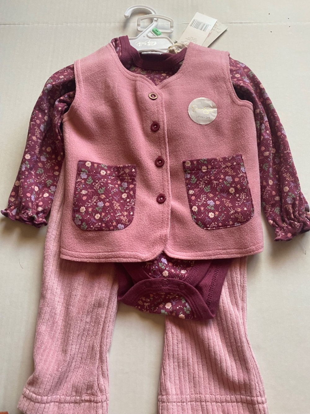 Jessica Simpson Baby Girls 3 Piece Pink Floral Bodysuit Vest Pants Outfit Set NW
